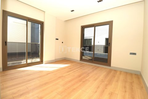 5+1 Villa  i Dosemealti, Antalya, Turkiet Nr. 237954 - 23