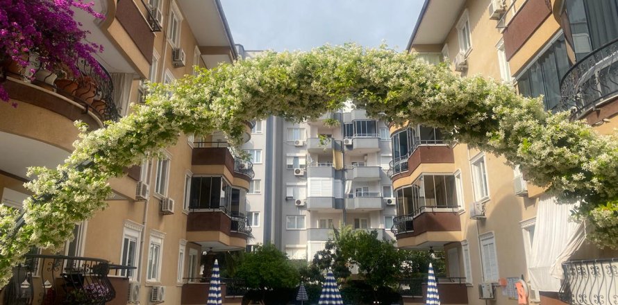 Daire  2+1  Oba, Antalya, Türkiye №215284