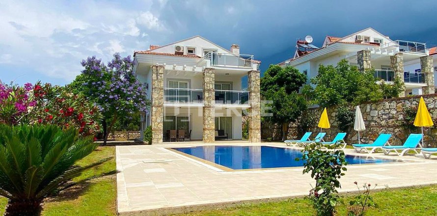 4+1 Villa  in Fethiye, Mugla, Turkey No. 215286