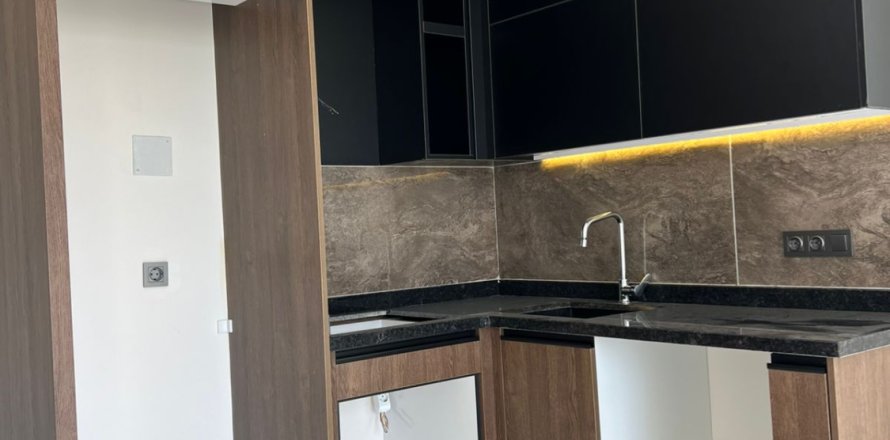 2+1 Apartment  in Alanya, Antalya, Turkey No. 215288