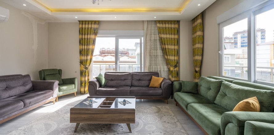 آپارتمان در  Oba ، ترکیه 3 خوابه ، 200 متر مربع.  شماره 218572