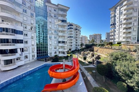 Lägenhet  i Tosmur, Alanya, Antalya, Turkiet Nr. 223311