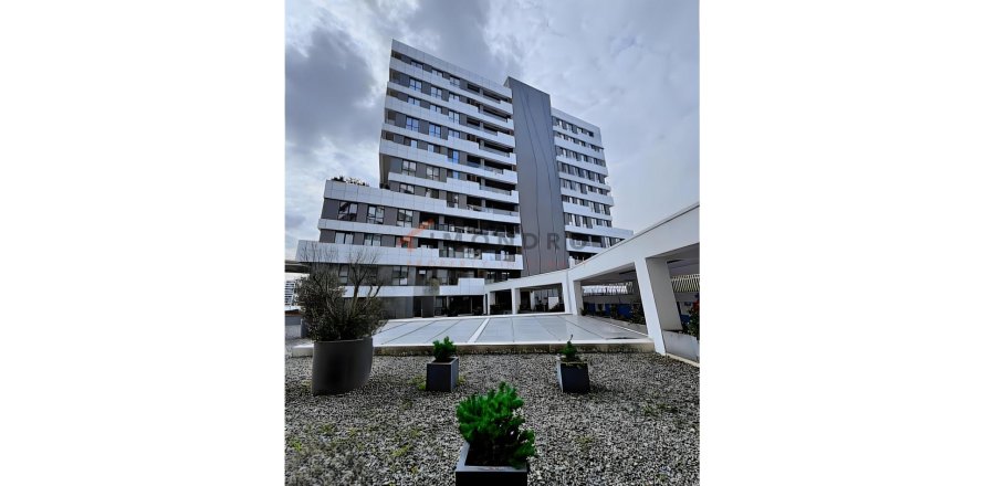 1+1 Wohnung  in Kâğıthane, Istanbul, Türkei Nr. 215647