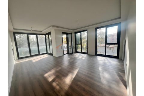 Продажа квартиры  в Ускюдар, Стамбуле, Турция 2+1, 105м2, №215648 – фото 5