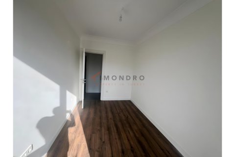 Продажа квартиры  в Ускюдар, Стамбуле, Турция 2+1, 105м2, №215648 – фото 15