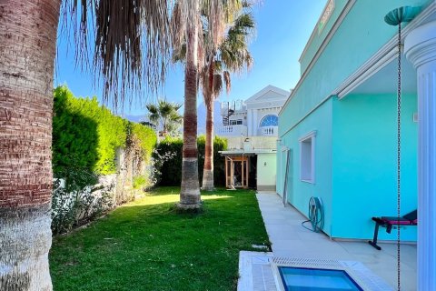 Продажа виллы  в Чаталкое, Гирне, Северный Кипр 4+1, 250м2, №214535 – фото 11