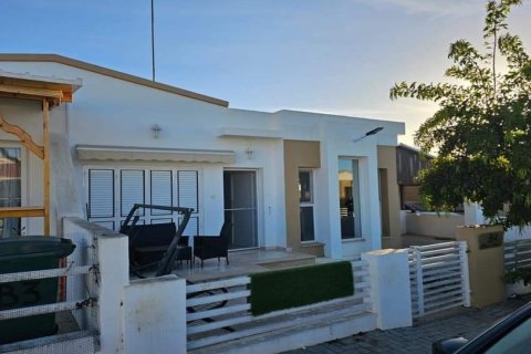 Продажа виллы  в Мутлуяка, Фамагусте, Северный Кипр 2+1, 120м2, №214538 – фото 4