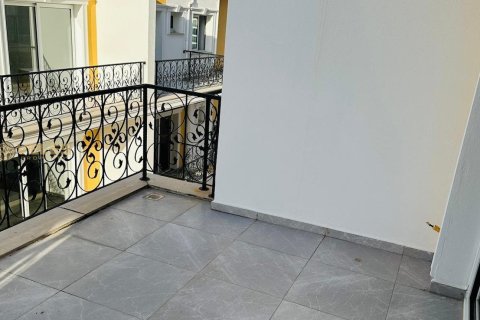 Продажа квартиры  в Гирне, Северный Кипр 2+1, 67м2, №214323 – фото 9