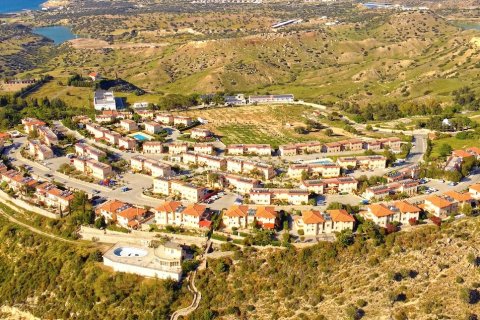 Продажа виллы  в Арапкое, Гирне, Северный Кипр 2+1, 146м2, №214551 – фото 4