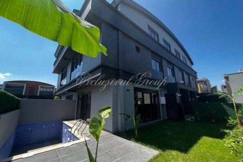 Продажа виллы  в Анталье, Турция 6+1, 250м2, №212567 – фото 1