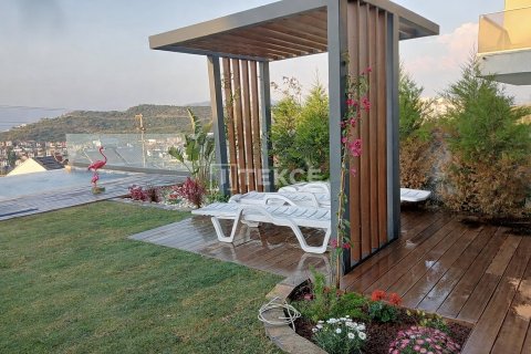 ویلا در  Milas ، ترکیه 5 خوابه ، 280 متر مربع.  شماره 215547 - 9