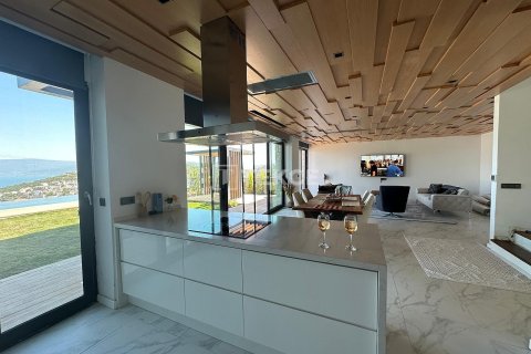 ویلا در  Milas ، ترکیه 5 خوابه ، 280 متر مربع.  شماره 215547 - 14