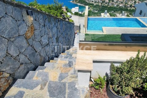 ویلا در  Milas ، ترکیه 5 خوابه ، 280 متر مربع.  شماره 215547 - 3