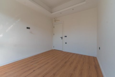 آپارتمان در  Mahmutlar ، ترکیه 1 خوابه ، 61 متر مربع.  شماره 215544 - 9