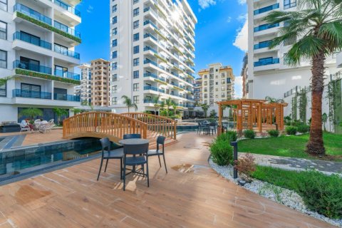 آپارتمان در  Mahmutlar ، ترکیه 1 خوابه ، 61 متر مربع.  شماره 215544 - 23