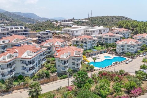 آپارتمان در  Alanya ، ترکیه 3 خوابه ، 140 متر مربع.  شماره 215545