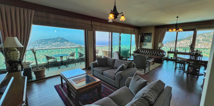 آپارتمان در  Alanya ، ترکیه 5 خوابه ، 300 متر مربع.  شماره 218999