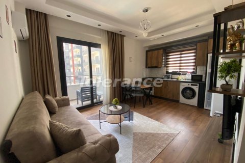 Квартира  1+1 в Мерсине, Турция №227769