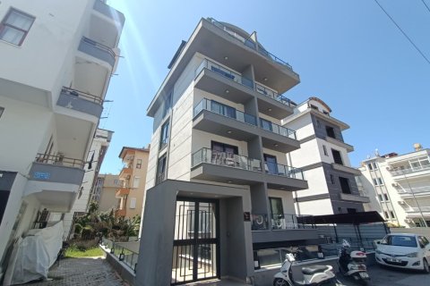 2+1 Penthouse  in Alanya, Antalya, Turkey No. 229671