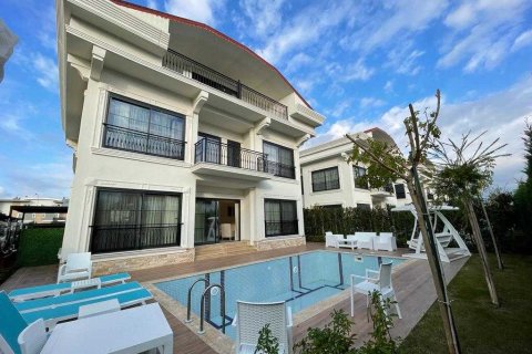 Villa for sale in Belek, Antalya, Turkey, 5 bedrooms, 330m2, No. 234266 – photo 1
