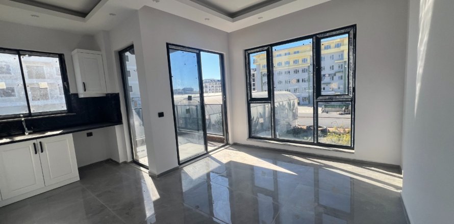 1+1 Apartment  in Alanya, Antalya, Turkey No. 222283