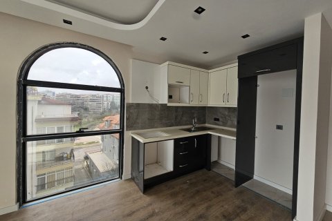 1+1 Apartment  in Alanya, Antalya, Turkey No. 222279