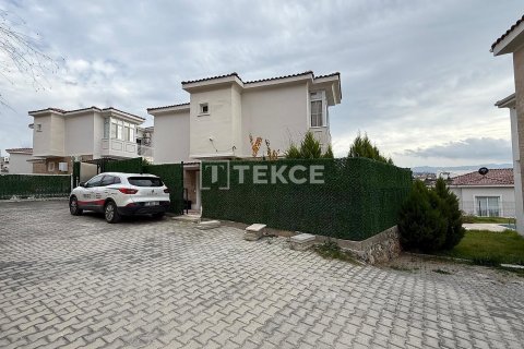 4+1 Villa  i Kusadasi, Aydin, Turkiet Nr. 215954 - 3