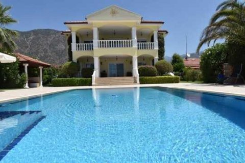 6+1 Villa i Koycegiz, Mugla, Tyrkia Nr. 234087