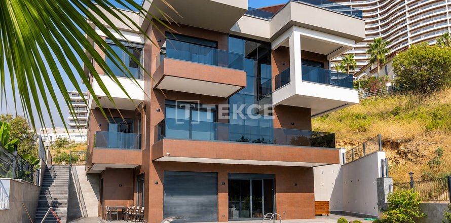 4+3 Villa i Alanya, Antalya, Tyrkia Nr. 228745