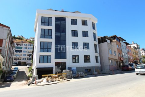 2+1 Lägenhet  i Mudanya, Bursa, Turkiet Nr. 228708