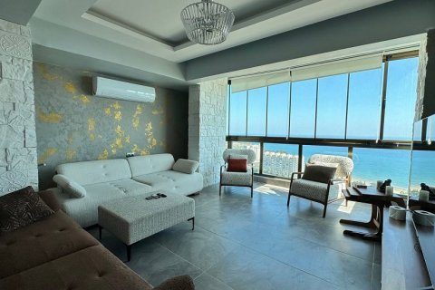4+1 Takleilighet i Mersin, Tyrkia Nr. 230786