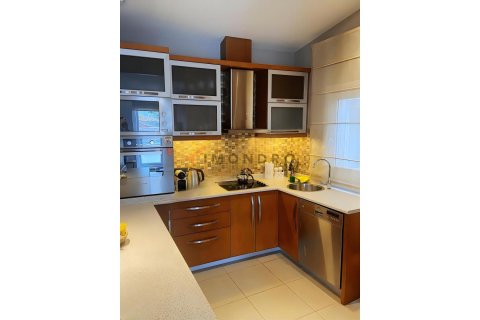 2+1 Lägenhet  i Besiktas, Istanbul, istanbul, Turkiet Nr. 225484 - 8