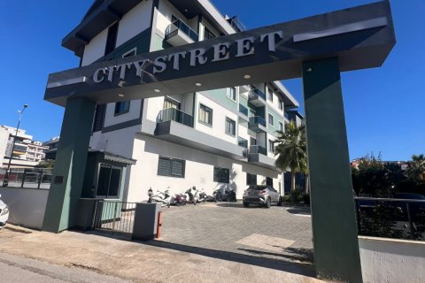 2+1 Lägenhet  i Oba, Antalya, Turkiet Nr. 237946