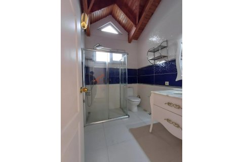 Villa for sale in Tuzla, Istanbul, Turkey, 3 bedrooms, 225m2, No. 227653 – photo 15