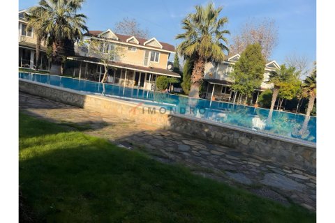 Villa for sale in Tuzla, Istanbul, Turkey, 3 bedrooms, 225m2, No. 227653 – photo 2