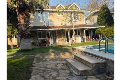 3+1 Villa  in Tuzla, Istanbul, Türkei Nr. 227653