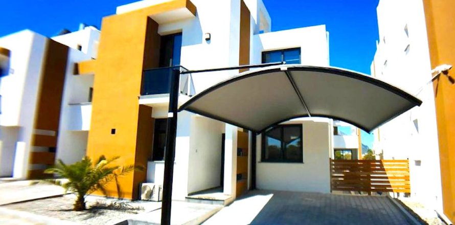 Вилла  4+1 в Алсанджаке, Гирне, Северный Кипр №214632