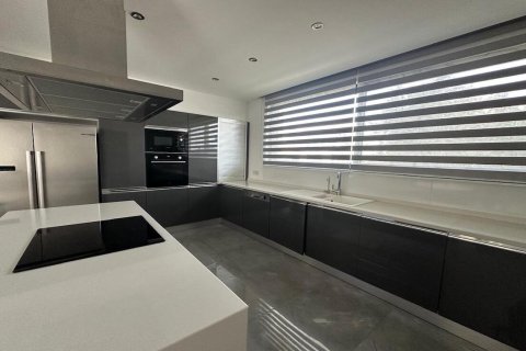 Продажа виллы  в Озанкое, Гирне, Северный Кипр 5+1, №214636 – фото 5