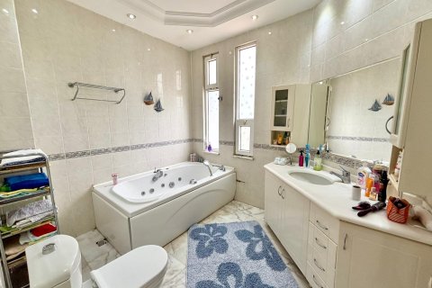 4+1 Villa  in Kestel, Antalya, Türkei Nr. 222262 - 12