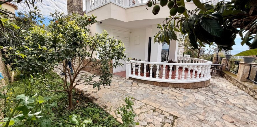 2+1 Villa  in Alanya, Antalya, Türkei Nr. 222261