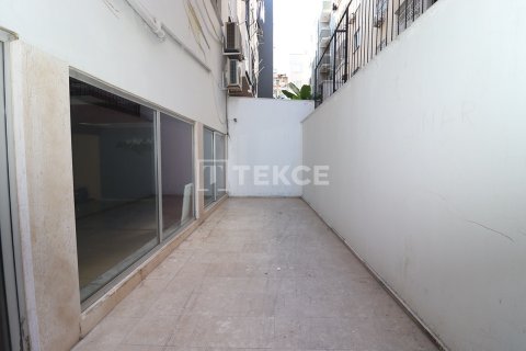 Продажа коммерческой недвижимости в Мерсине, Турция, 350м2, №213072 – фото 23