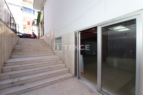 Продажа коммерческой недвижимости в Мерсине, Турция, 350м2, №213072 – фото 24