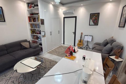 آپارتمان در  Mahmutlar ، ترکیه 170 متر مربع.  شماره 221040 - 9