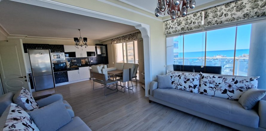 2+1 Apartment in Mahmutlar, Antalya, Turkey No. 221038