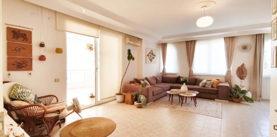 Apartment  in Mahmutlar, Antalya, Turkey No. 214755