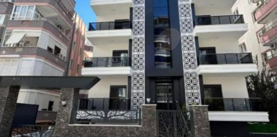 Apartment  in Mahmutlar, Antalya, Turkey No. 214757