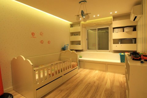 آپارتمان در Tosmur،  Alanya ، ترکیه 3 خوابه ، 165 متر مربع.  شماره 214874 - 21