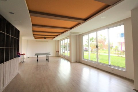 آپارتمان در Tosmur،  Alanya ، ترکیه 3 خوابه ، 165 متر مربع.  شماره 214874 - 25