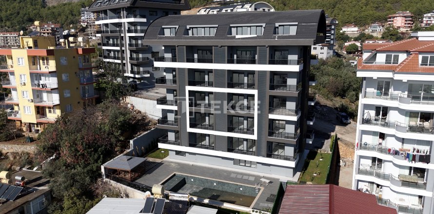 3+1 Takleilighet  i Alanya, Antalya, Tyrkia Nr. 225847
