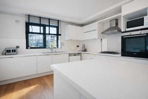 Продажа виллы в Стамбуле, Турция 7+1, 380м2, №225848 – фото 15
